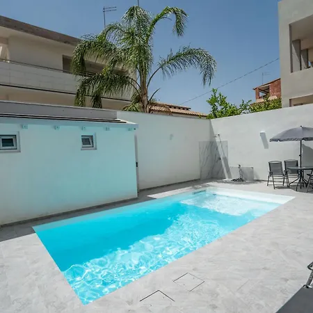 Scirocco House Limone بيت للعطل روسوليني